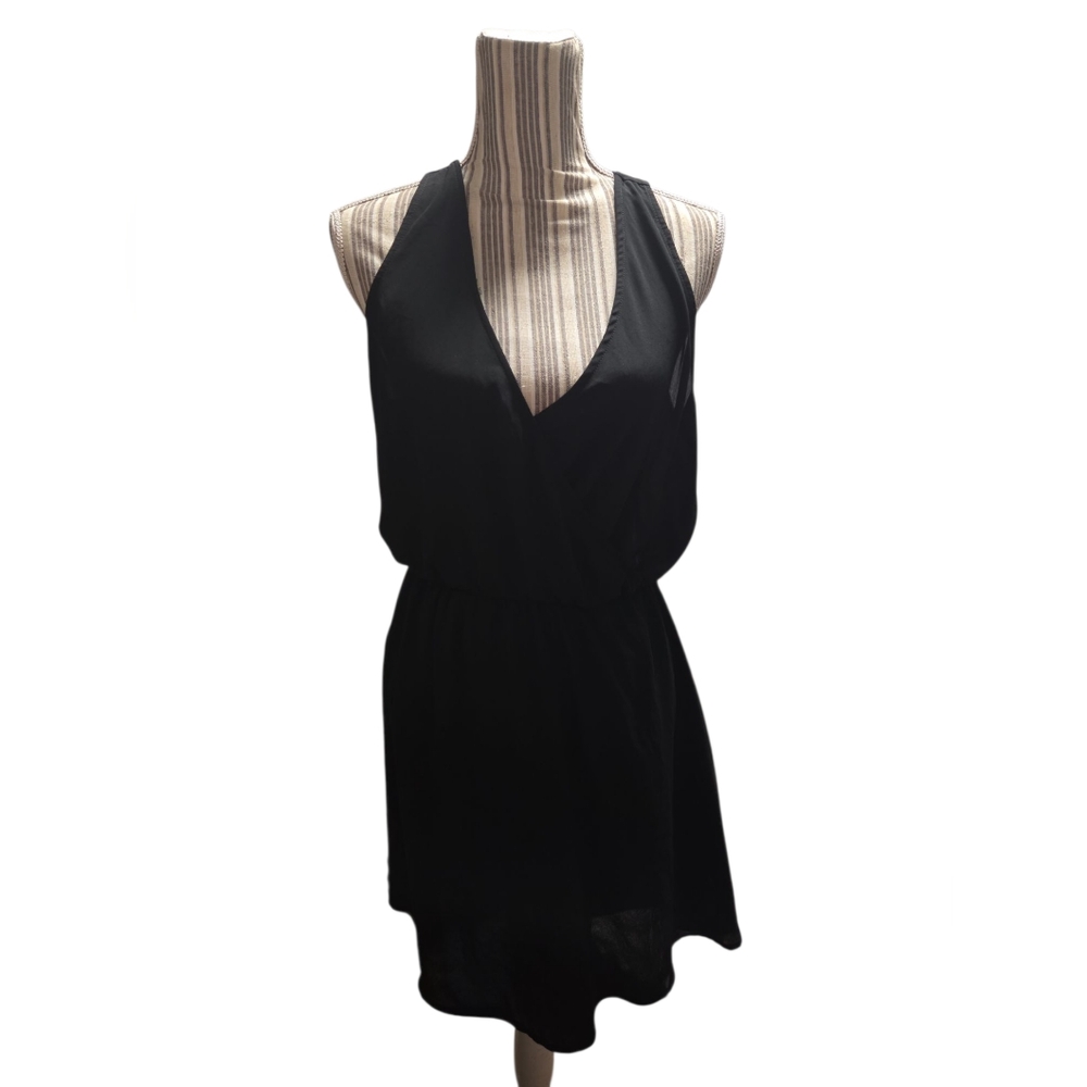 Elegant Black Sleeveless Dress